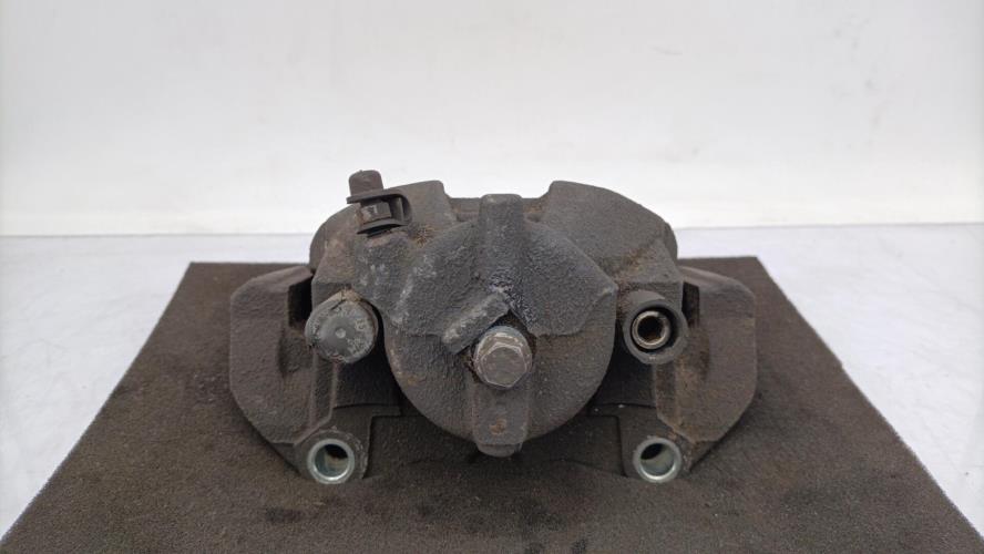 Etrier avant gauche (freinage) OPEL MERIVA B PHASE 1 Essence