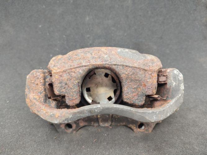 Etrier avant gauche (freinage) OPEL CORSA D PHASE 1 Diesel