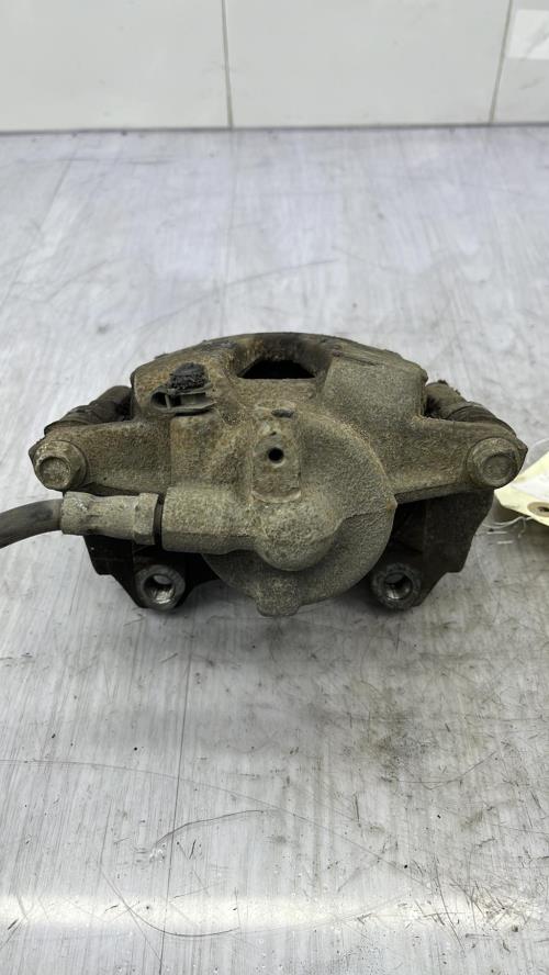 Etrier avant gauche (freinage) OPEL CORSA D PHASE 1 Essence/GPL