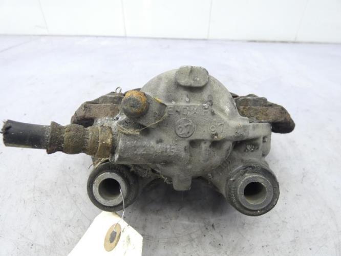 Etrier avant gauche (freinage) CITROEN SAXO PHASE 1 Essence