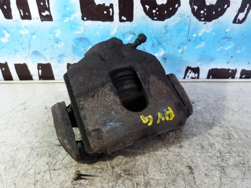 Etrier avant gauche (freinage) FORD FIESTA 5 PHASE 1 Essence