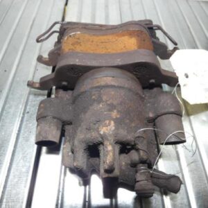 Etrier avant gauche (freinage) FORD FOCUS 1 BREAK Essence