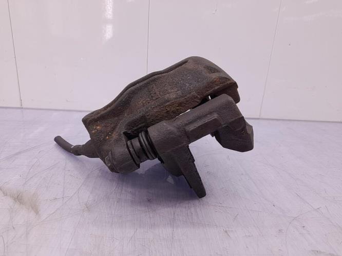 Etrier avant gauche (freinage) FORD MONDEO 2 Diesel