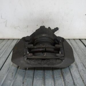 Etrier avant gauche (freinage) PEUGEOT 205 PHASE 2 Diesel