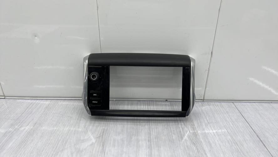 Facade autoradio PEUGEOT 208 1 PHASE 2 Essence