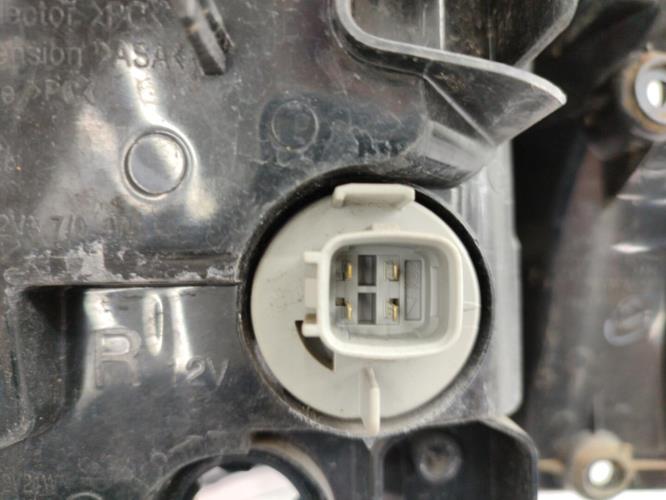 Feu arriere principal droit (feux) CITROEN C-CROSSER Diesel