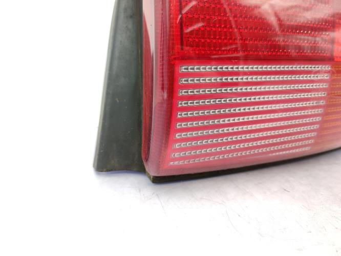 Feu arriere principal droit (feux) FORD ESCORT 6 Essence