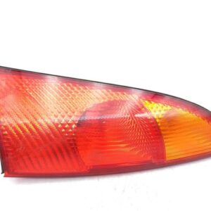 Feu arriere principal droit (feux) FORD FOCUS 1 Essence