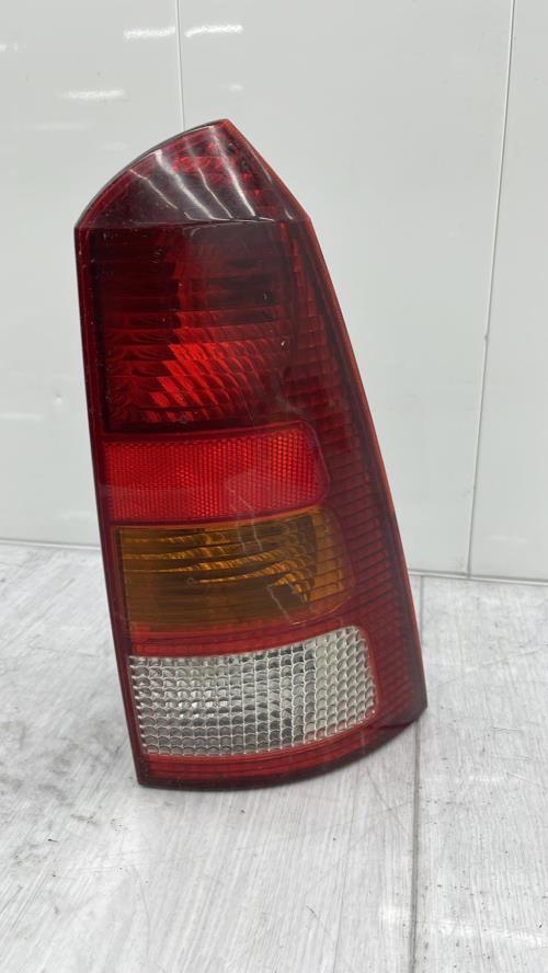 Feu arriere principal droit (feux) FORD FOCUS 1 BREAK Diesel