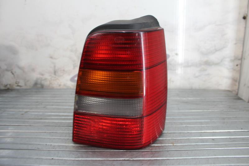 Feu arriere principal droit (feux) VOLKSWAGEN GOLF 3 BREAK Diesel