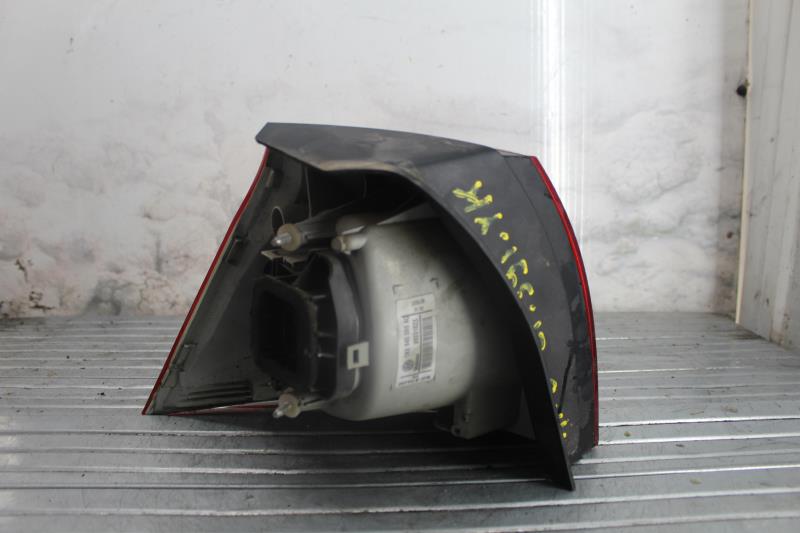 Feu arriere principal droit (feux) VOLKSWAGEN GOLF 5 Essence