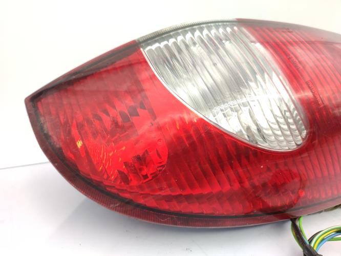 Feu arriere principal droit (feux) NISSAN ALMERA TINO PHASE 1 Diesel