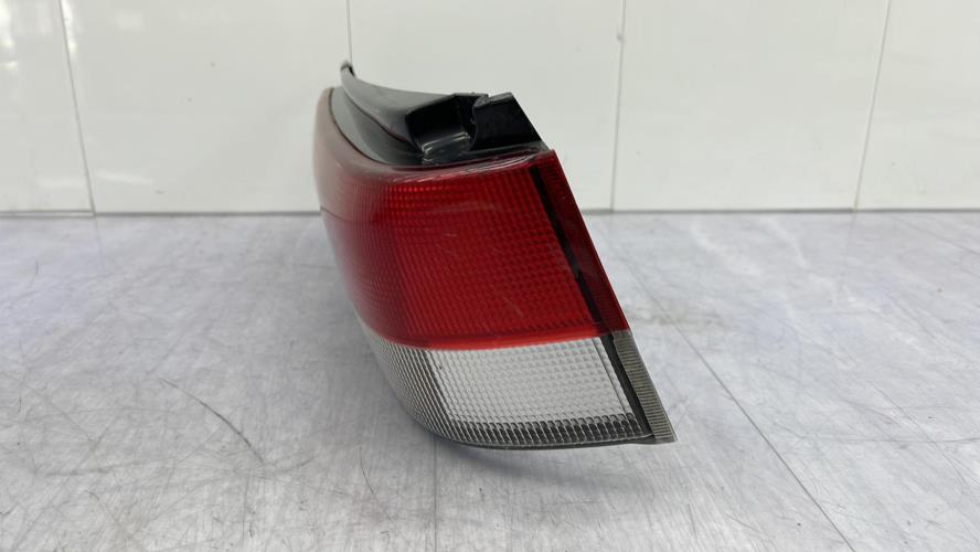 Feu arriere principal droit (feux) SUZUKI SWIFT 2 PHASE 1 Essence