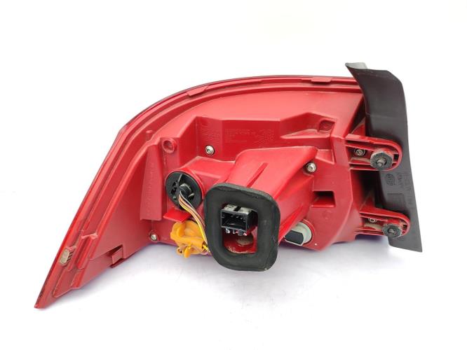 Feu arriere principal droit (feux) VOLKSWAGEN PASSAT 6 Essence