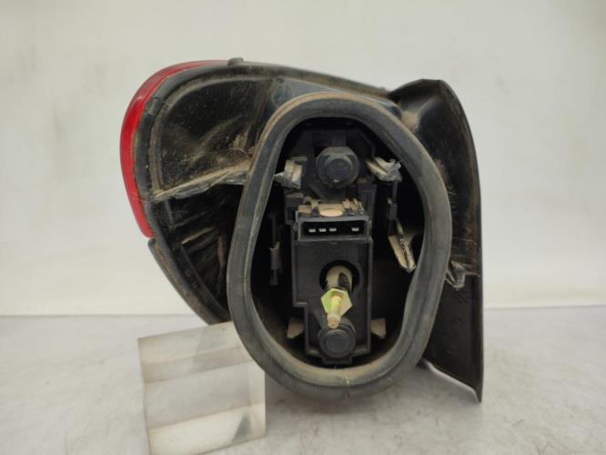 Feu arriere principal droit (feux) PEUGEOT 406 PHASE 2 BREAK Diesel