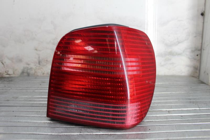 Feu arriere principal droit (feux) VOLKSWAGEN POLO 3 PHASE 2 Essence