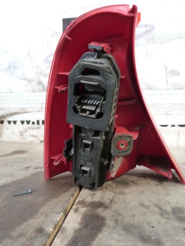 Feu arriere principal droit (feux) RENAULT CLIO 2 PHASE 1 Diesel