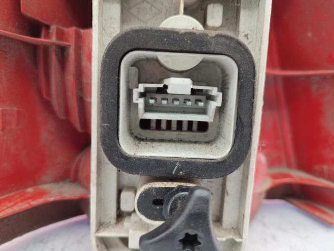 Feu arriere principal droit (feux) RENAULT TWINGO 1 PHASE 3 Essence