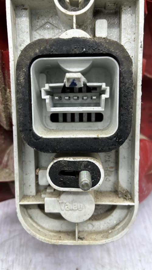 Feu arriere principal droit (feux) RENAULT TWINGO 1 PHASE 3 Essence