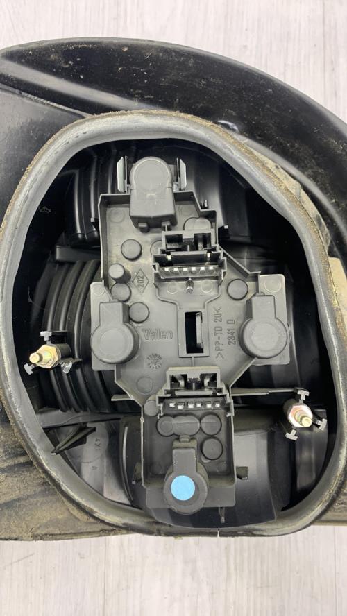 Feu arriere principal droit (feux) RENAULT SCENIC 1 PHASE 2 Diesel