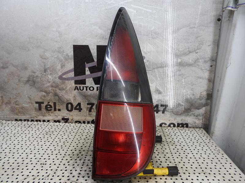 Feu arriere principal droit (feux) RENAULT LAGUNA 1 PHASE 2 BREAK Diesel