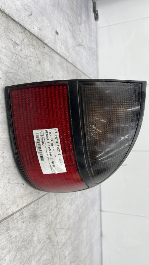 Feu arriere principal droit (feux) RENAULT LAGUNA 1 PHASE 1 Essence