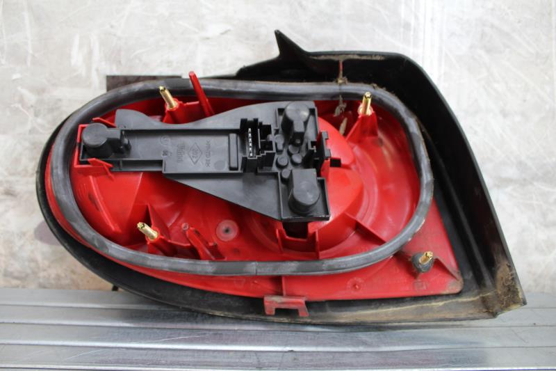 Feu arriere principal droit (feux) RENAULT MEGANE 1 PHASE 1 COUPE Essence