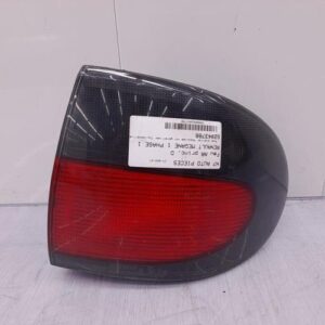 Feu arriere principal droit (feux) RENAULT MEGANE 1 PHASE 1 Diesel