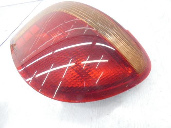 Feu arriere principal droit (feux) TOYOTA YARIS 1 PHASE 1 Essence