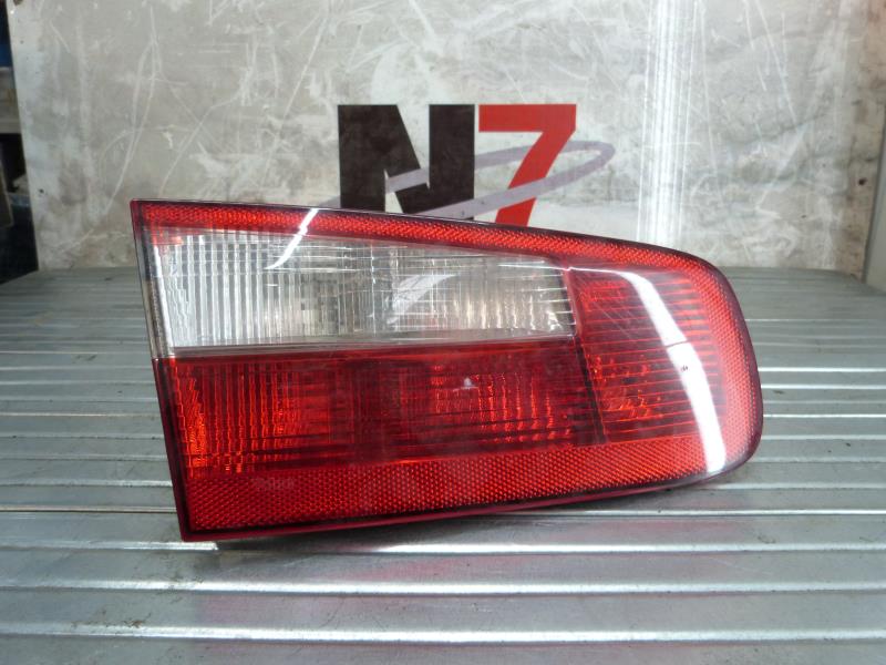 Feu arriere secondaire gauche (feux) RENAULT LAGUNA 2 PHASE 1 Essence