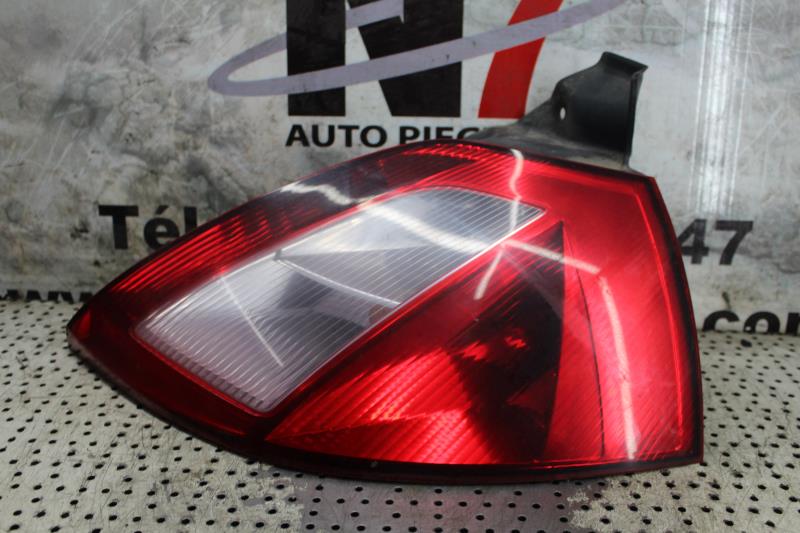 Feu arriere principal droit (feux) RENAULT MEGANE 2 PHASE 1 Diesel