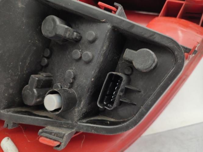 Feu arriere principal droit (feux) RENAULT CLIO 3 PHASE 1 Diesel