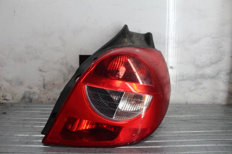 Feu arriere principal droit (feux) RENAULT CLIO 3 PHASE 1