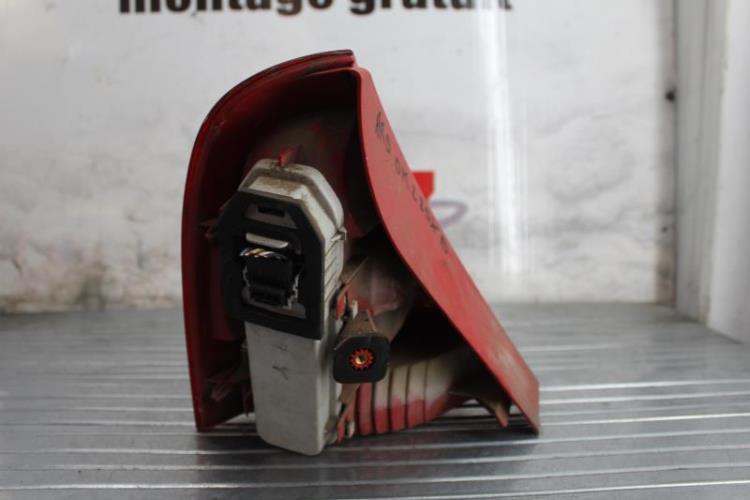 Feu arriere principal droit (feux) RENAULT CLIO 2 PHASE 2 Diesel