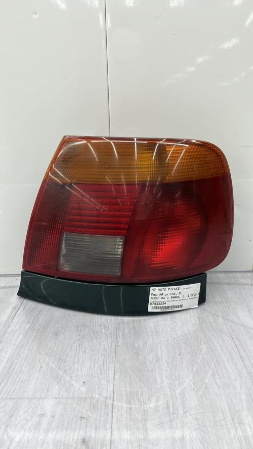 Feu arriere principal droit (feux) AUDI A4 1 PHASE 1 Diesel