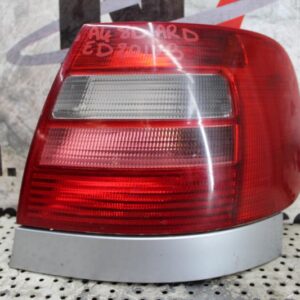 Feu arriere principal droit (feux) AUDI A4 1 PHASE 1 Diesel