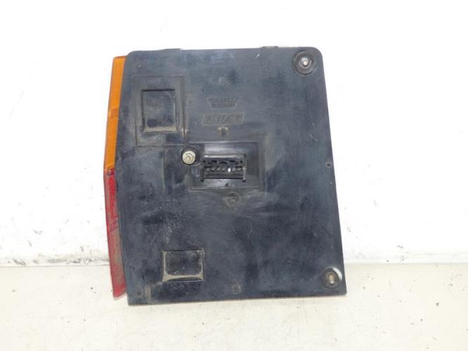 Feu arriere principal droit (feux) FIAT UNO