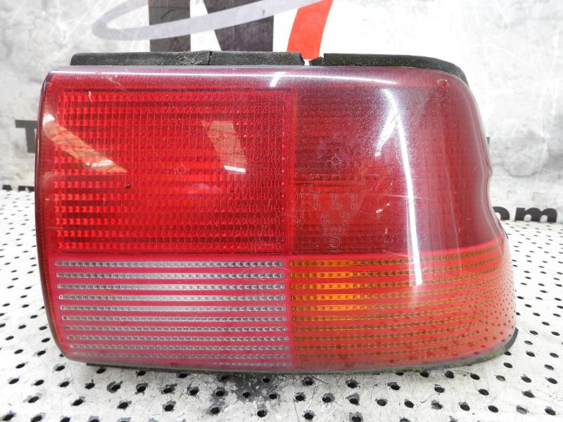 Feu arriere principal droit (feux) FORD ESCORT 5 PHASE 2 Essence