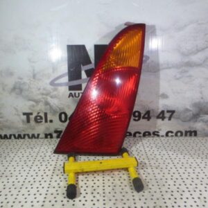 Feu arriere principal droit (feux) FORD FOCUS 1 Essence