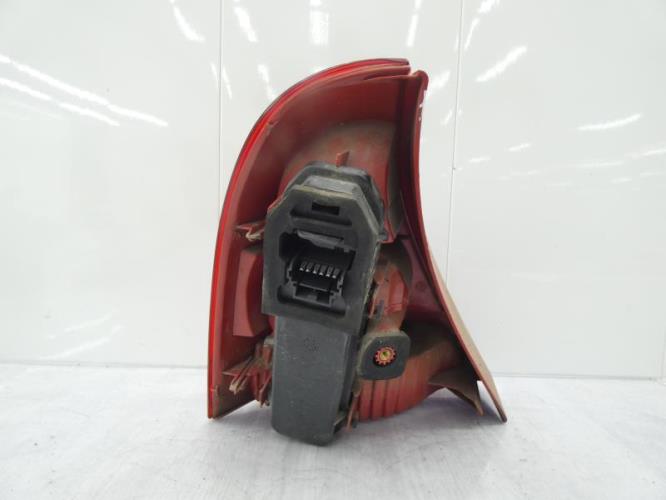 Feu arriere principal droit (feux) RENAULT CLIO 2 PHASE 2 Diesel