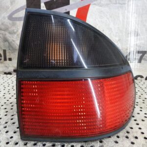 Feu arriere principal droit (feux) RENAULT LAGUNA 1 PHASE 1 Essence