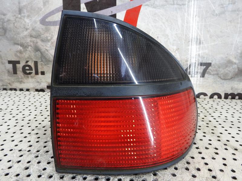 Feu arriere principal droit (feux) RENAULT LAGUNA 1 PHASE 1 Essence