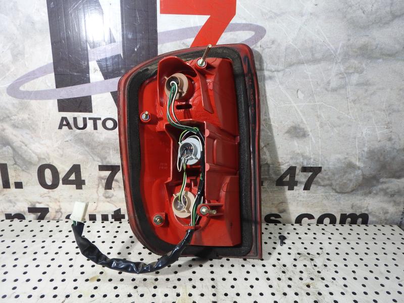 Feu arriere principal droit (feux) TOYOTA RAV4 2 PHASE 1 Diesel