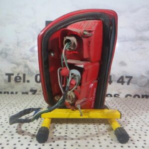 Feu arriere principal droit (feux) TOYOTA RAV4 2 PHASE 1 Diesel