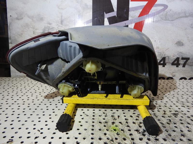 Feu arriere principal droit (feux) TOYOTA YARIS 1 PHASE 1 Essence