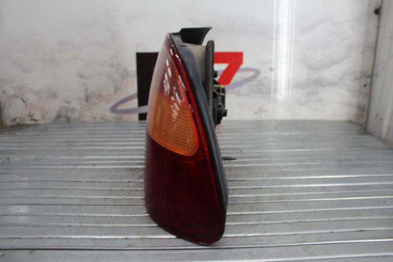 Feu arriere principal droit (feux) ROVER 400 2 Essence