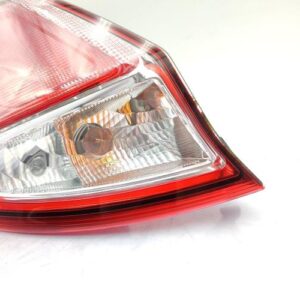 Feu arriere principal gauche (feux) FORD FIESTA 6 PHASE 2 Essence