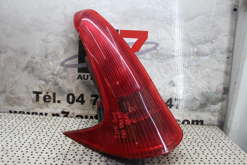 Feu arriere principal gauche (feux) PEUGEOT 206 PHASE 1 BREAK Diesel