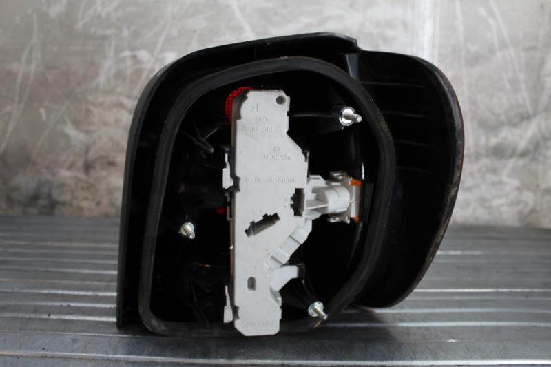 Feu arriere principal gauche (feux) VOLKSWAGEN POLO 3 PHASE 1 Essence