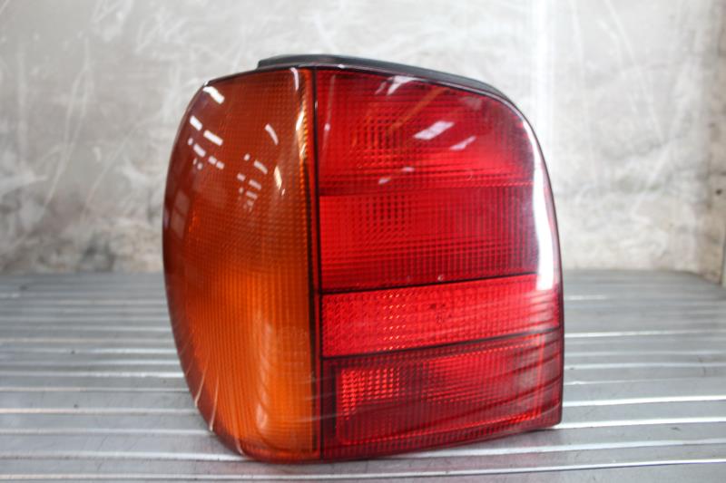 Feu arriere principal gauche (feux) VOLKSWAGEN POLO 3 PHASE 1 Essence